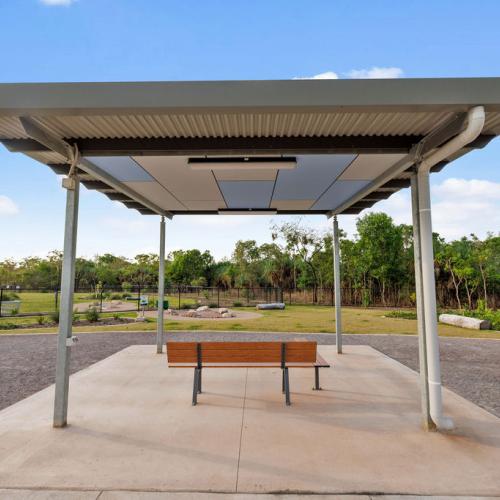 Zuccoli Dog park - seating